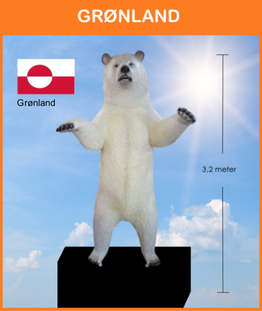 -
Grønland, Isbjørn maniquin i national dragt, flag på flagstang og div. remedier og info. skilt.

Størrelse: 1,5 x 1,5 x 3,1 meter